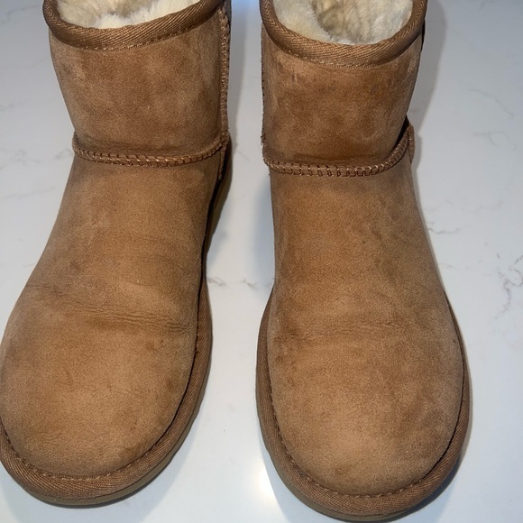Women’s UGG boots size 7 Chestnut - Picture 6 of 9